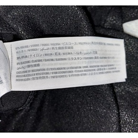 A&F Curved Abercrombie & Fitch Coated Black Pants- Leggings - Picture 11 of 11